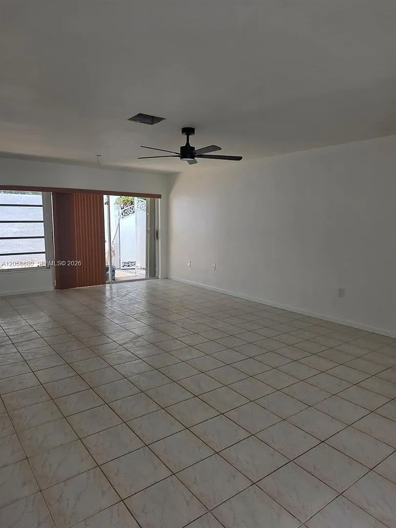8404 SW 102nd Place, Miami, FL 33173 - 3951 — Photo 2