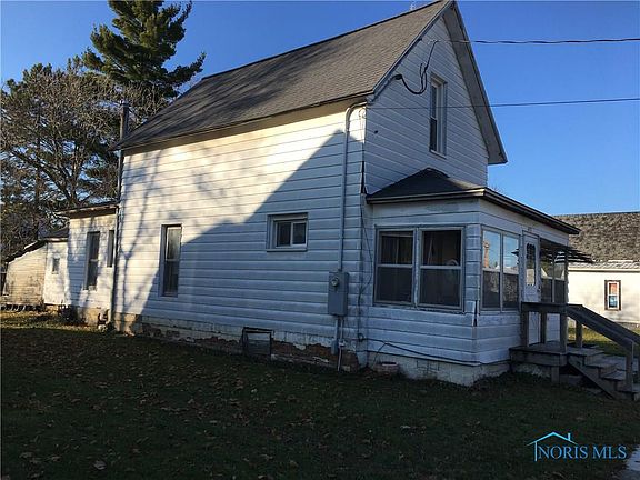 2nd image of 417 S Pleasant St