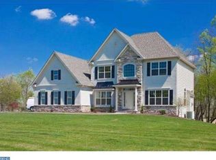 12 Joy Ln, Peach Bottom, PA 17563