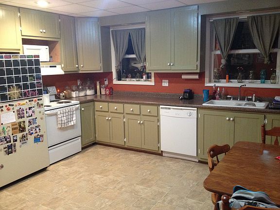 4th image of 1226 N 10th St