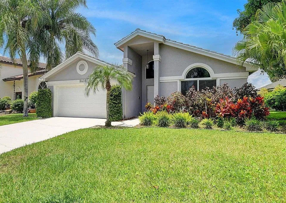 8610 Tourmaline Blvd