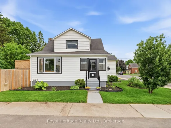 31 Elizabeth St, Brighton, ON K0K 1H0