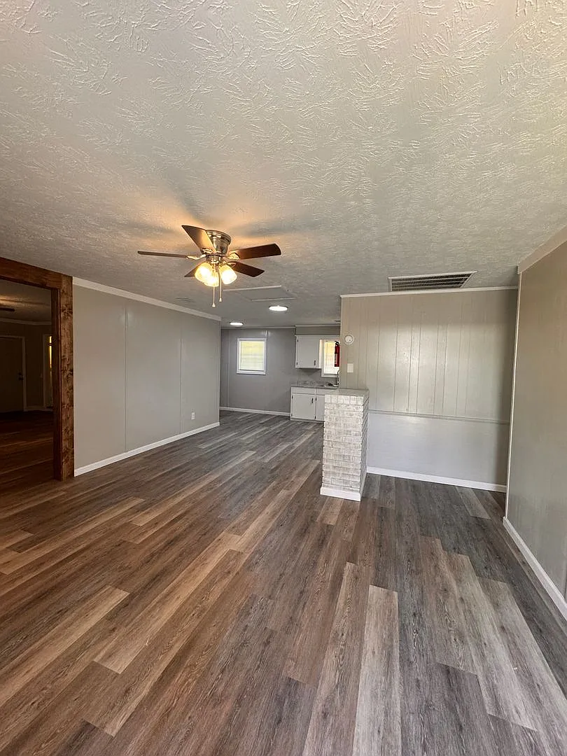 4 Bed 2 Bath House - Under Renovations — Photo 3