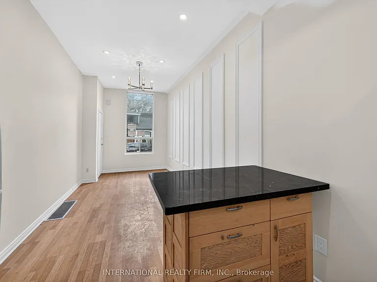 269 Ontario St #2 — Photo 11