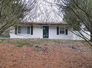 536 Villa Dr, Belleville, IL