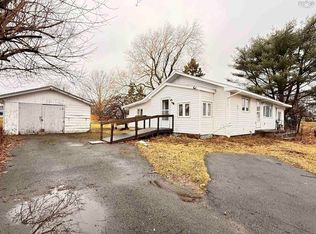 34 Poplar St, Stellarton, NS B0K 1S0