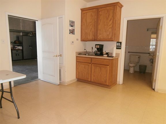5th image of 3409 E 33rd Pl