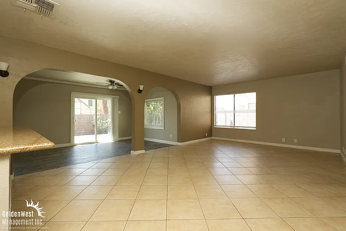 4729 Monaco Rd — Photo 6