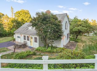 35 Lakewood Cir N, Manchester, CT 06040