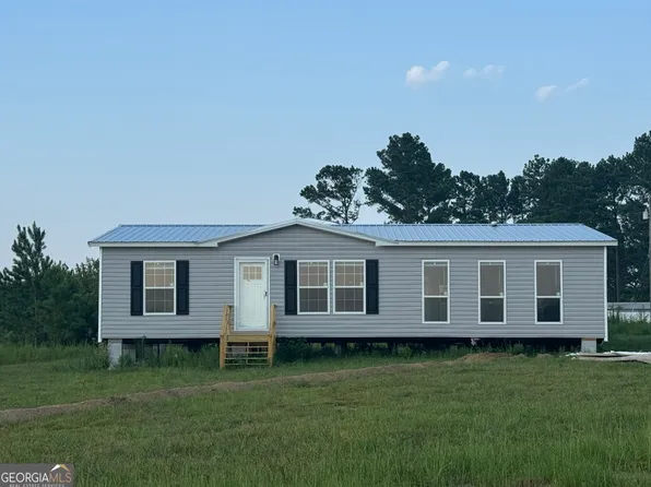 14 Longleaf Rd, Hazlehurst, GA 31539