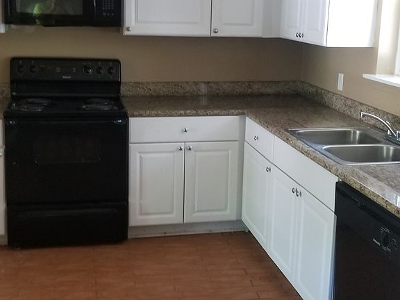 4th image of 11113 Harvest Dr