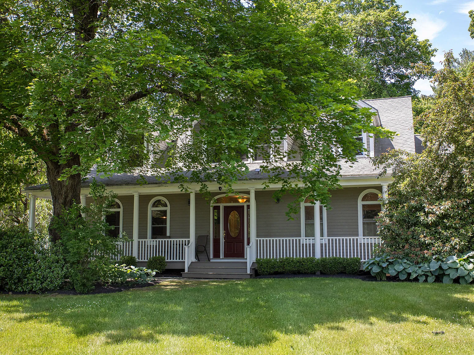 4 bed, 3047 sqft, $7,500 — Photo 1
