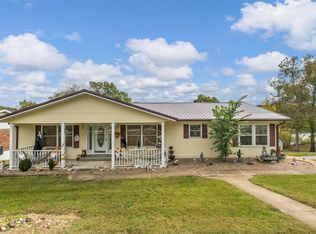3134 Lakeshore Dr, New Haven, MO 63068