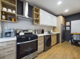 2437 W Walton St #2ER, Chicago, IL 60622