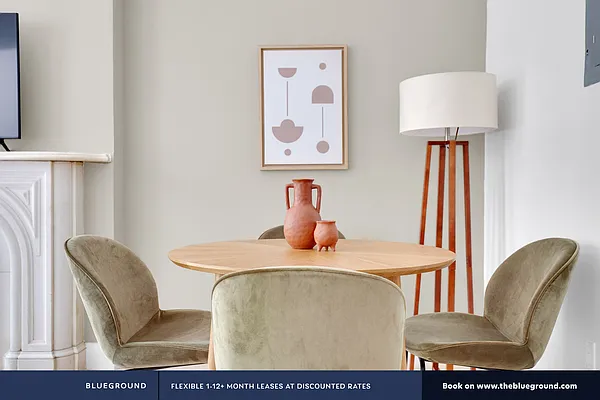 Rented by The Blueground | media 30