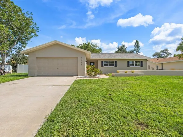 13791 89th Ave, Seminole, FL 33776