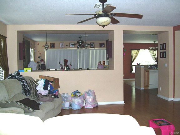 Living Rm Entrance