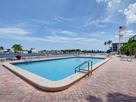 Home For Sale In Seagate