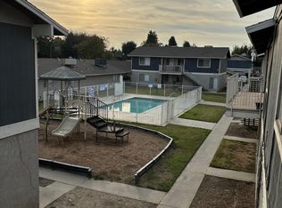 4871 E Lane Ave, Fresno, CA 93727
