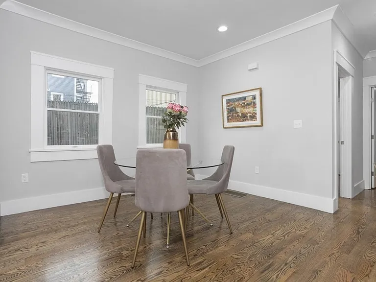 10 Grant St #1 — Photo 6