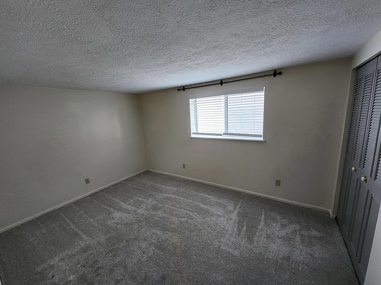 1158 3rd St #15 — Photo 6