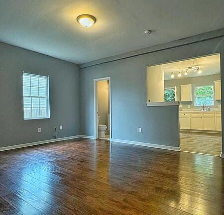 5th image of 1913 Prentis Ave #A