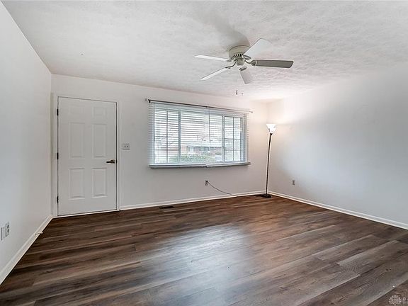 2nd image of 1013 Deer Creek Cir