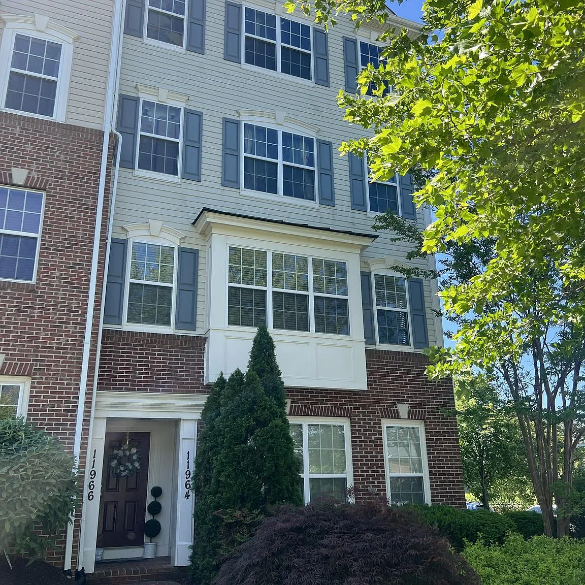 2 bed, 2.5 bath, 1730 sqft, $2,800 — Photo 1