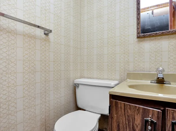 62-45 69th Place image 21 of 27