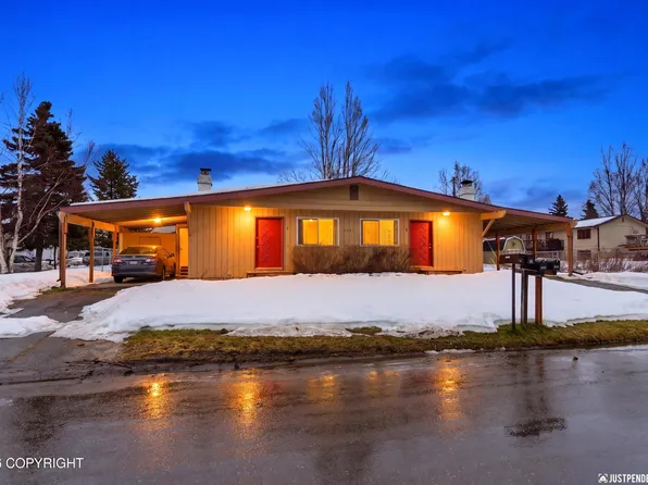 7001 Rovenna St, Anchorage, AK 99518