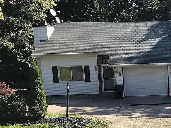 414 Currant Dr, Metamora, IL 61548