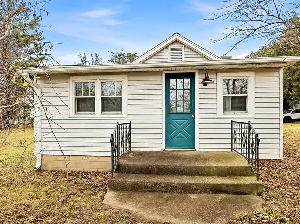6053 248th Ave, Salem, WI 53168