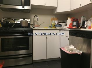 19 Greylock Rd #A19, Allston, MA 02134