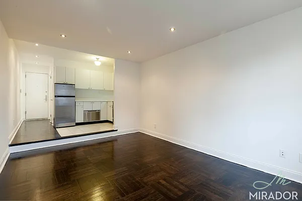 Rented by Mirador Real Estate | media 10