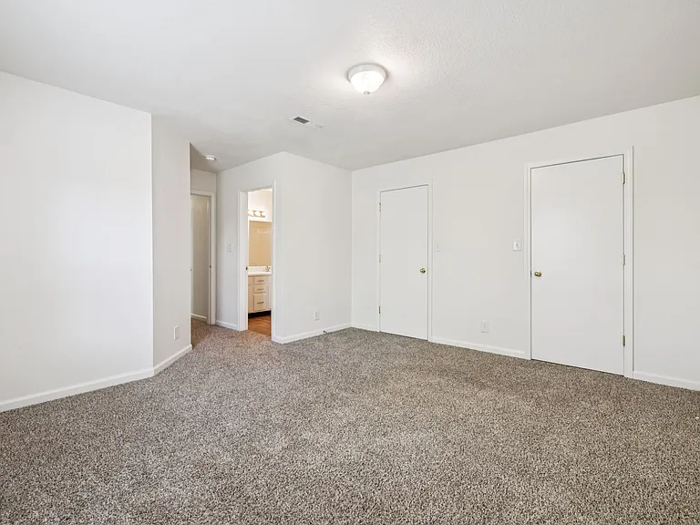 Legacy Village — Photo 152