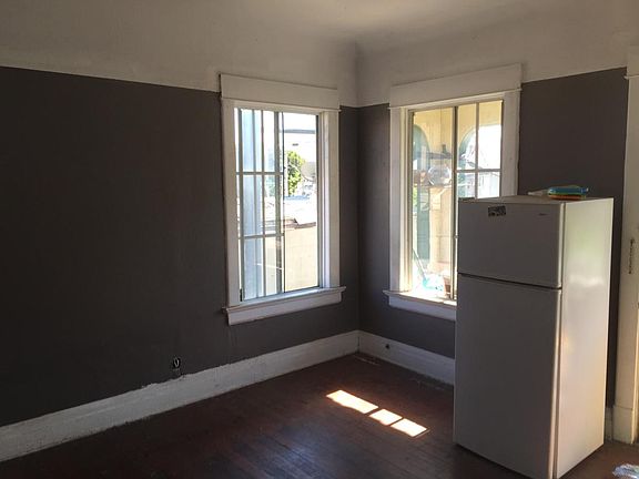 5th image of 1617 W 11th St APT 6