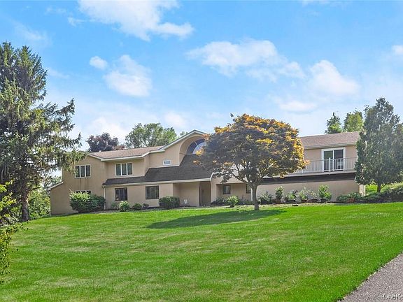 2nd image of 613 Horsepound Rd