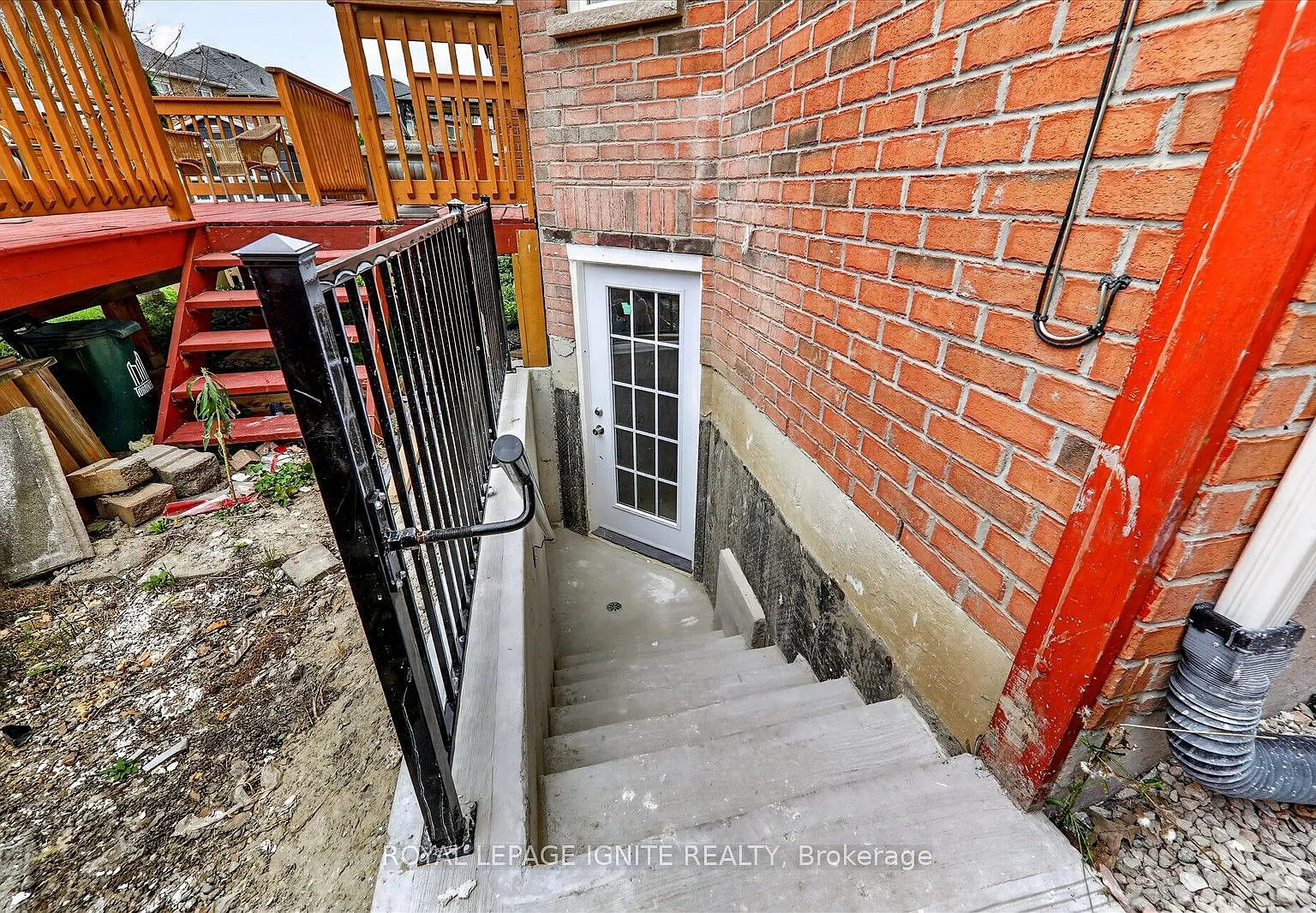 3 bed, $2,400 — Photo 4