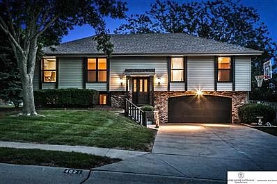 1st image of 4621 S 154th Avenue Cir