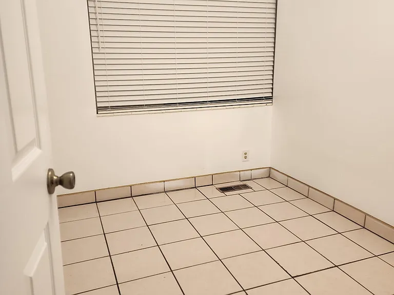 727 W Jackson Ave #727 — Photo 6