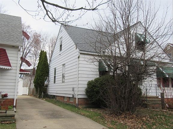 3rd image of 25851 Zeman Ave