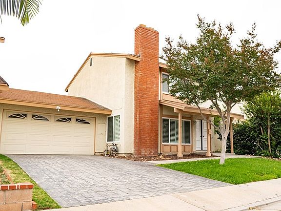 2nd image of 2608 S Moorland Pl