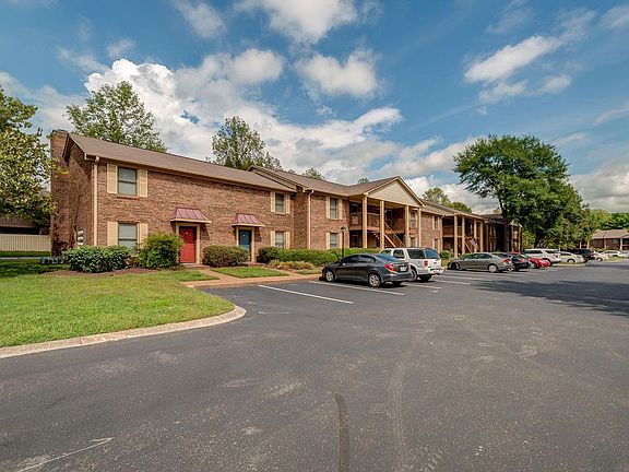 2nd image of 209 Westfield Dr