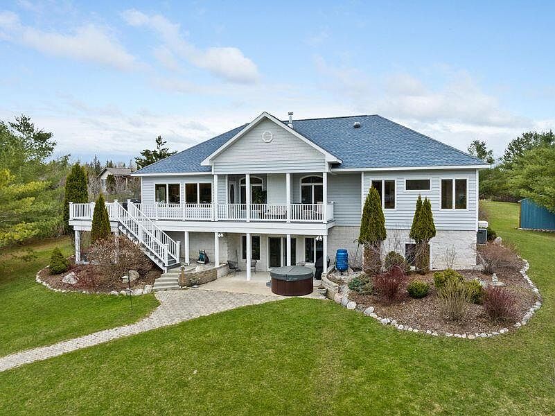 5804 Twin Lakes Rd, Cheboygan, MI 49721 Zillow