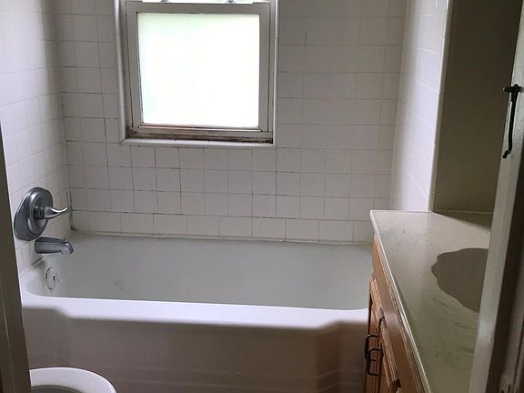 4th image of 1861 Academy St