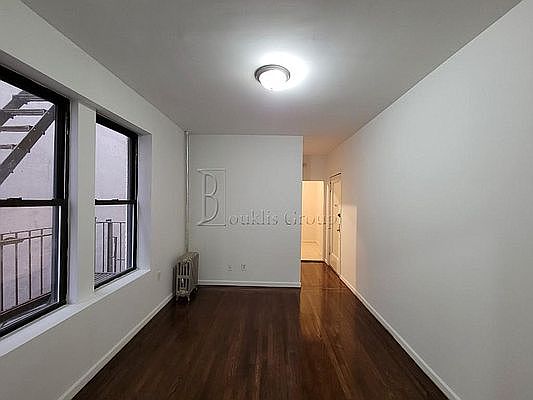2nd image of 2552 38th St APT 3C