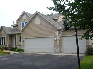 680 Crimson Leaf Trl, Eagan, MN 55123