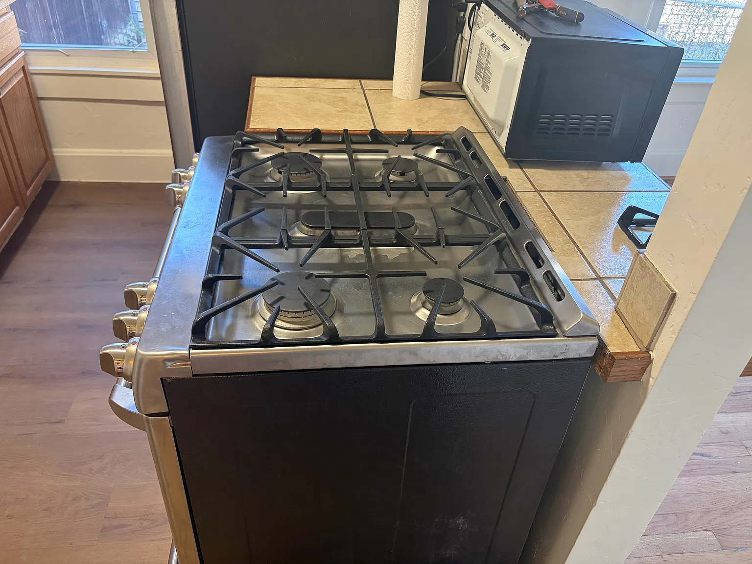 2 bed, 750 sqft, $1,700 — Photo 4