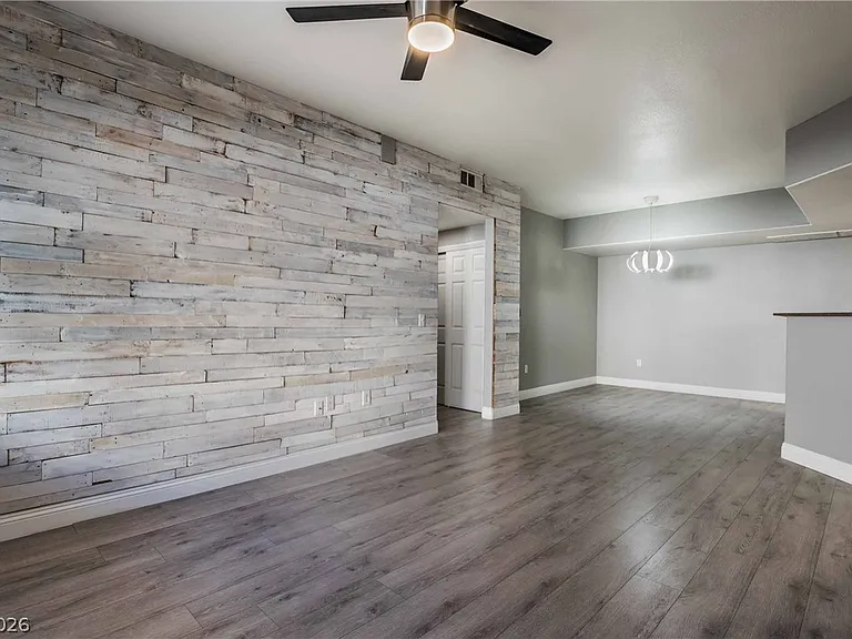 10001 Peace Way #1276 — Photo 4