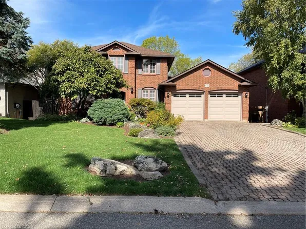 651 Deervalley Rd, Hamilton, ON L9G 4C9
